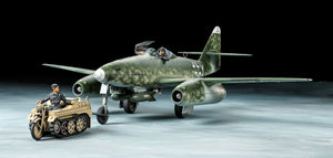 1/48 Messerschmitt Me262 A-2a with Kettenkraftrad